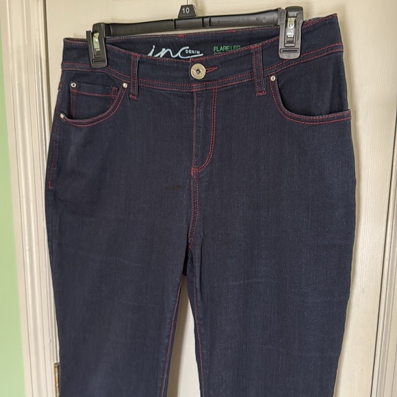 Inc Denim Dark Blue Flare Leg Curvy Fit Jeans Everyday Casual Lightweight Size 8 - Picture 2 of 13